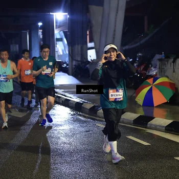 Runner Photo 7907274