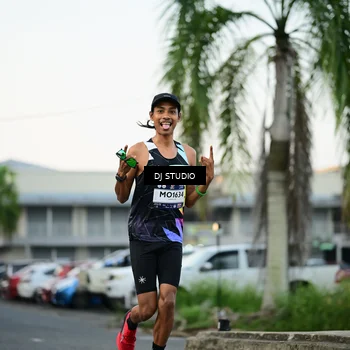 Runner Photo 7907283
