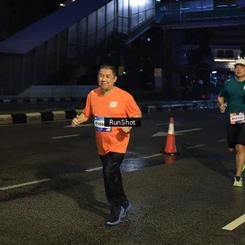 Runner Photo 7907288