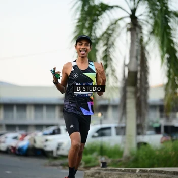 Runner Photo 7907295