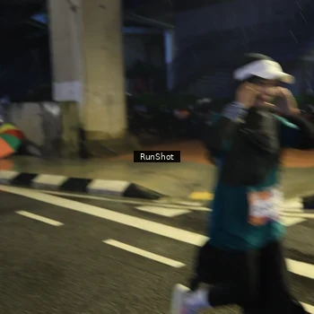 Runner Photo 7907306