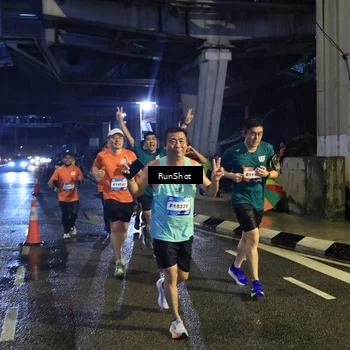 Runner Photo 7907311