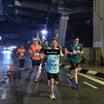 Runner Photo 7907312
