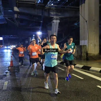 Runner Photo 7907324