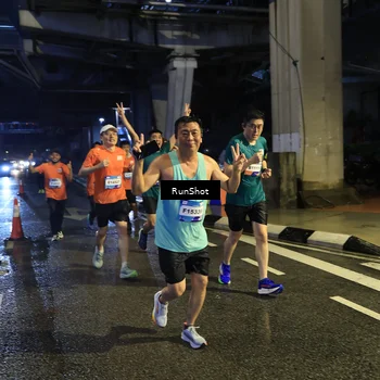 Runner Photo 7907330