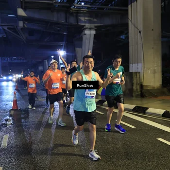Runner Photo 7907334