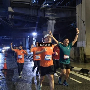 Runner Photo 7907345