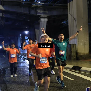 Runner Photo 7907347