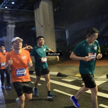 Runner Photo 7907357