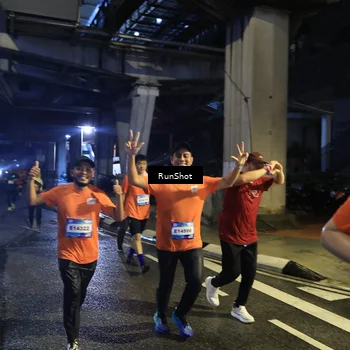 Runner Photo 7907374