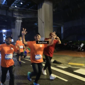 Runner Photo 7907378