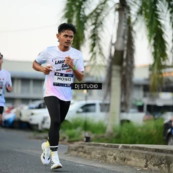 Runner Photo 7907385