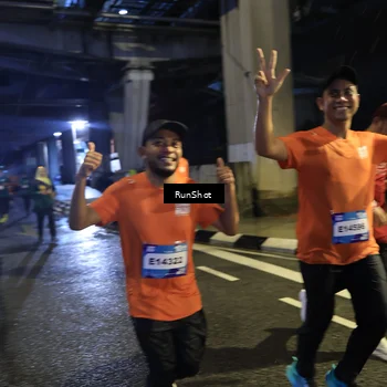 Runner Photo 7907389