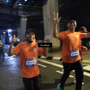 Runner Photo 7907391