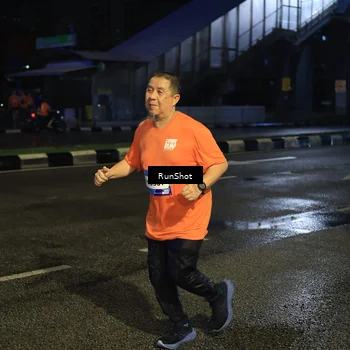 Runner Photo 7907406