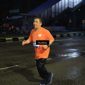 Runner Photo 7907425