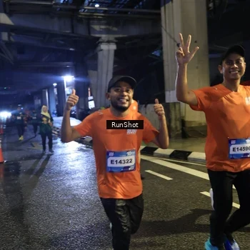 Runner Photo 7907429