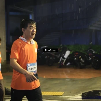 Runner Photo 7907430