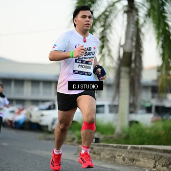 Runner Photo 7907442