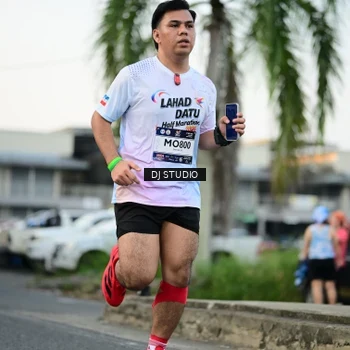 Runner Photo 7907445