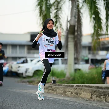 Runner Photo 7907459