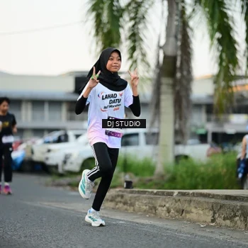 Runner Photo 7907463