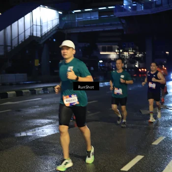 Runner Photo 7907467