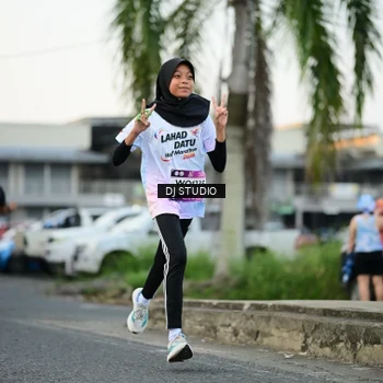 Runner Photo 7907470