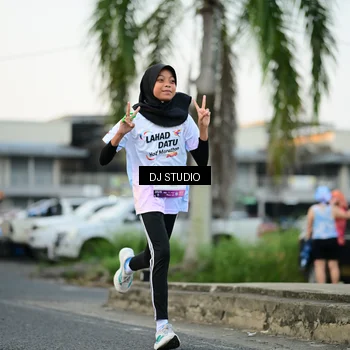 Runner Photo 7907473