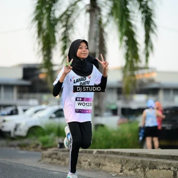Runner Photo 7907478