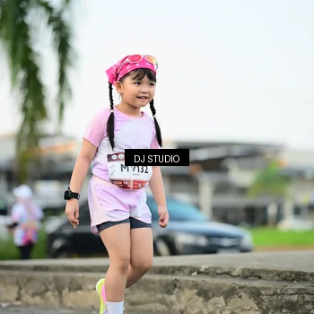 Runner Photo 7907479