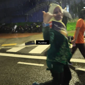 Runner Photo 7907499