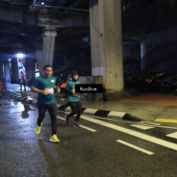 Runner Photo 7907500