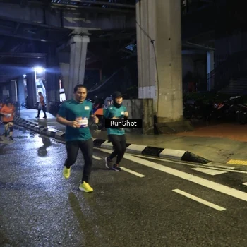 Runner Photo 7907501