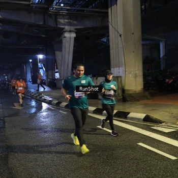 Runner Photo 7907512