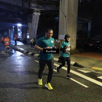 Runner Photo 7907517