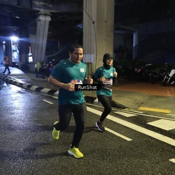 Runner Photo 7907532