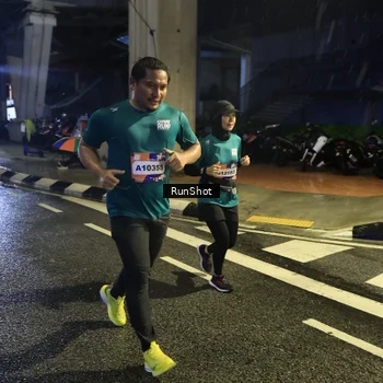 Runner Photo 7907537