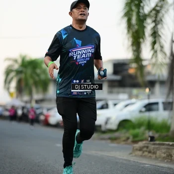 Runner Photo 7907539
