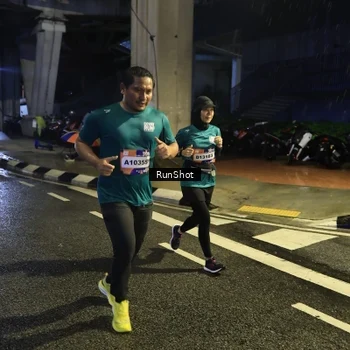 Runner Photo 7907542