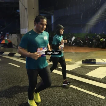 Runner Photo 7907549