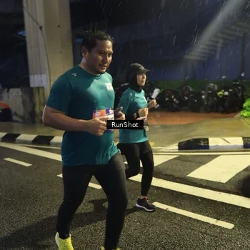 Runner Photo 7907553