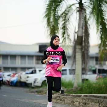 Runner Photo 7907555