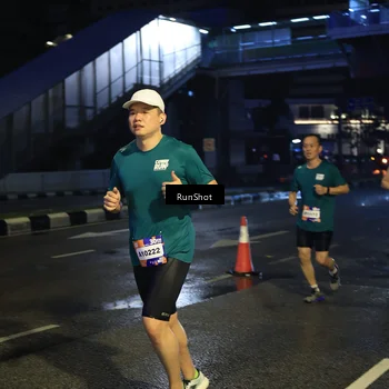 Runner Photo 7907561