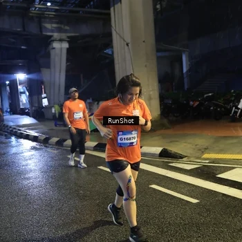 Runner Photo 7907568