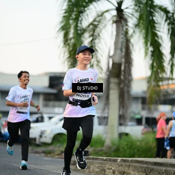 Runner Photo 7907586
