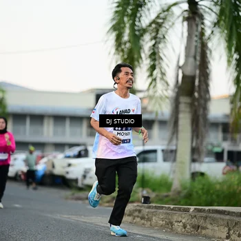 Runner Photo 7907604