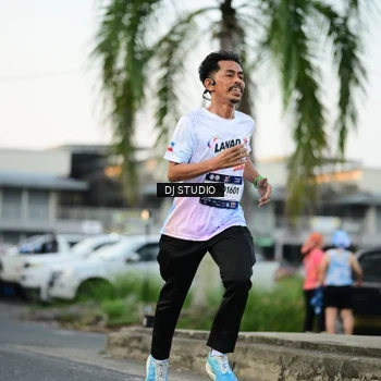 Runner Photo 7907616