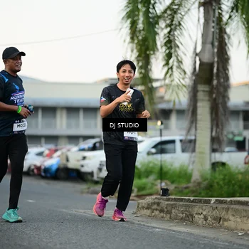 Runner Photo 7907620