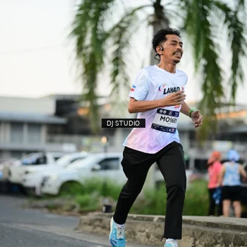Runner Photo 7907624